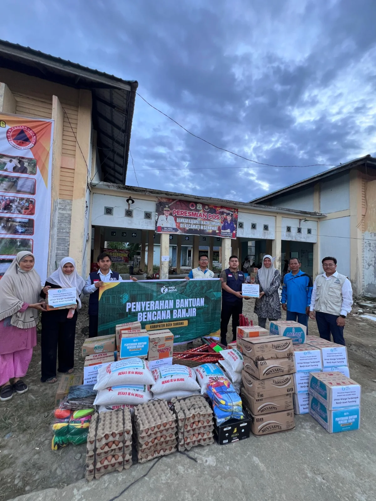 Foto 9 dari album Bantuan Banjir Aceh 2025