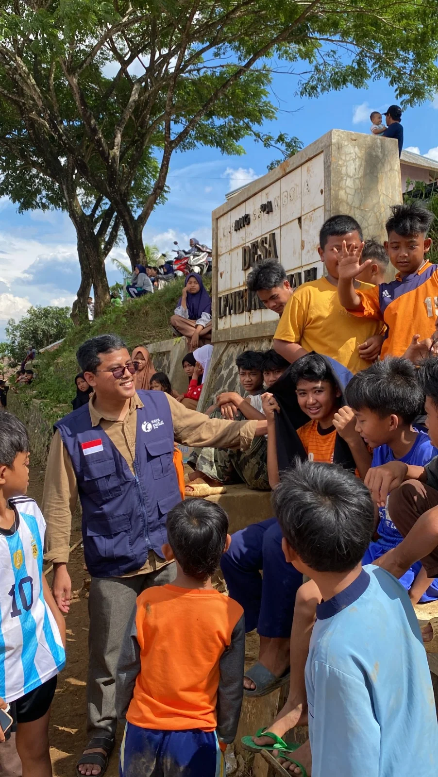 Foto 10 dari album Bantuan Banjir Sukabumi 2025