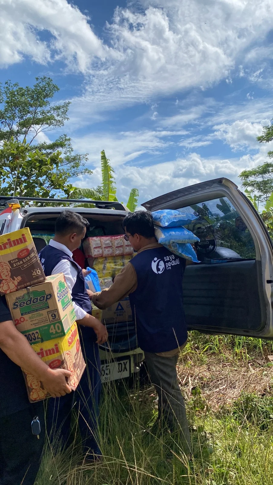 Foto 12 dari album Bantuan Banjir Sukabumi 2025
