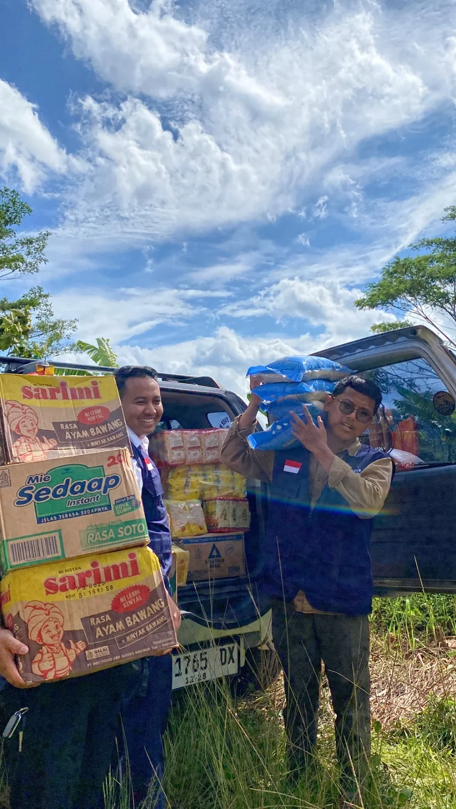 Foto 13 dari album Bantuan Banjir Sukabumi 2025