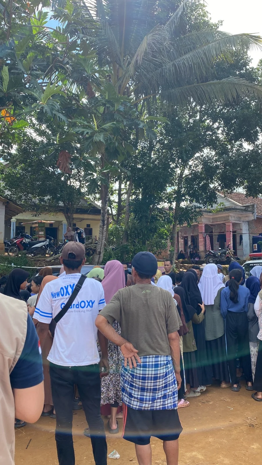 Foto 19 dari album Bantuan Banjir Sukabumi 2025