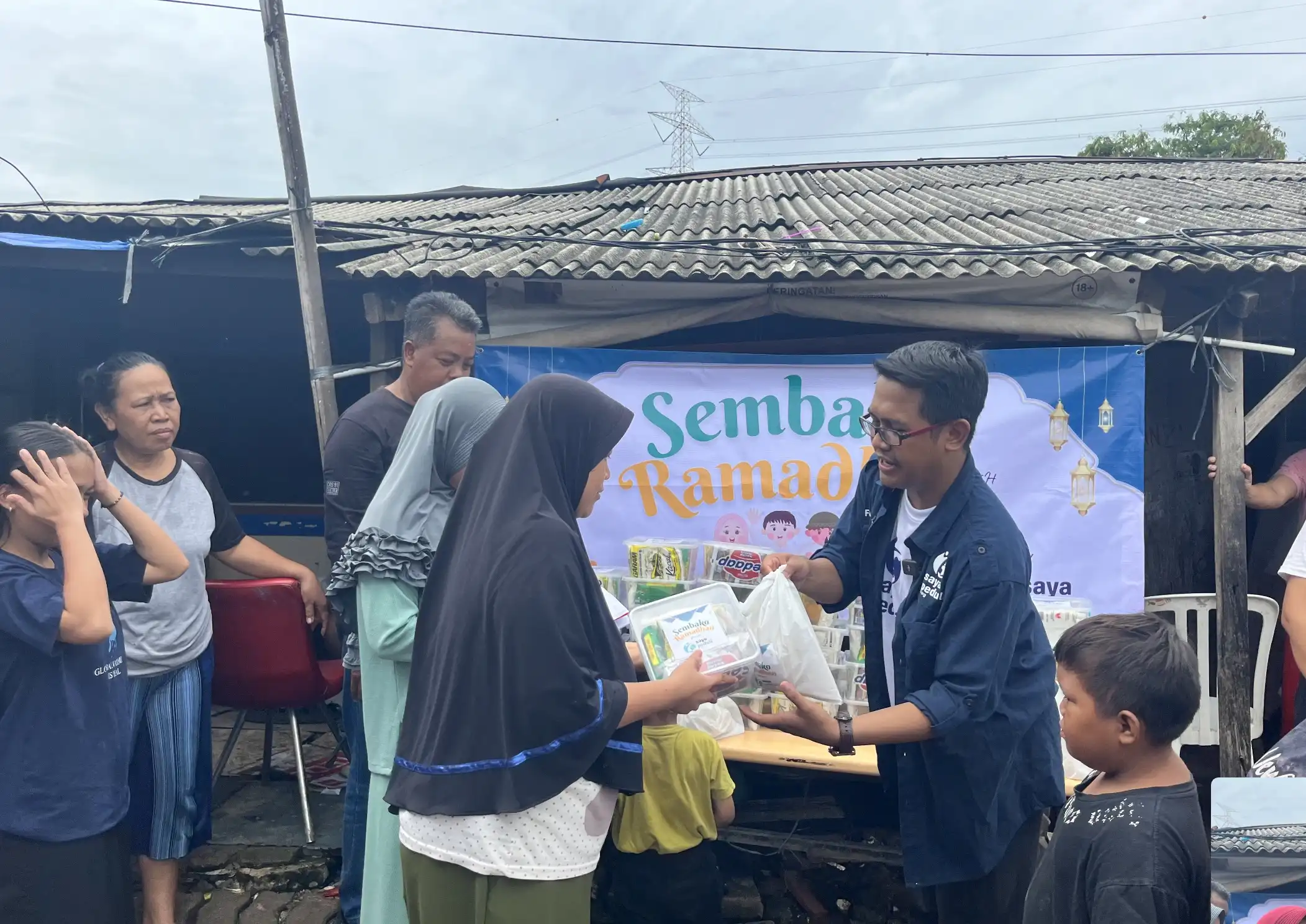 Foto 11 dari album Berbagi Sembako Ramadhan 2024