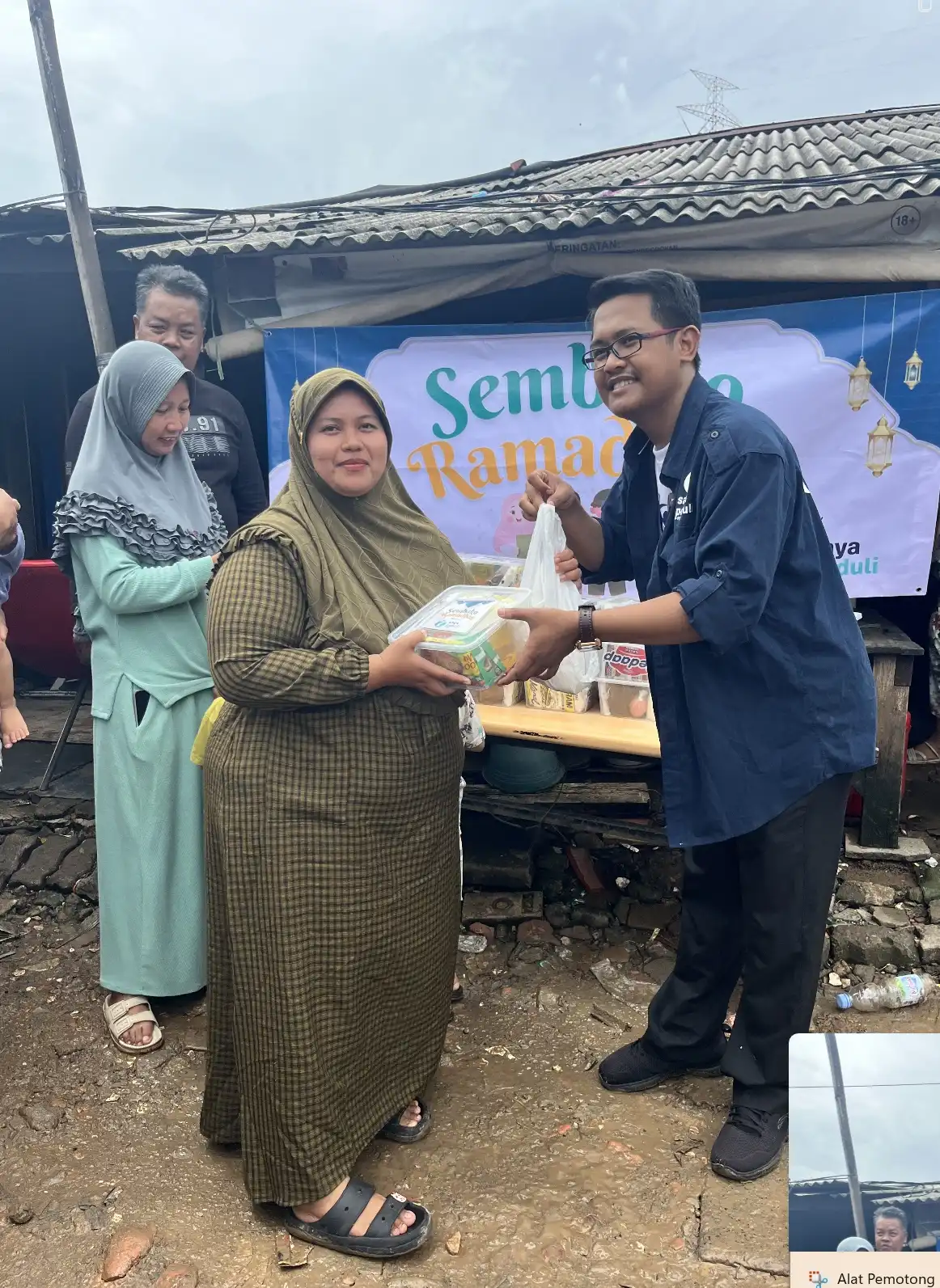Foto 14 dari album Berbagi Sembako Ramadhan 2024