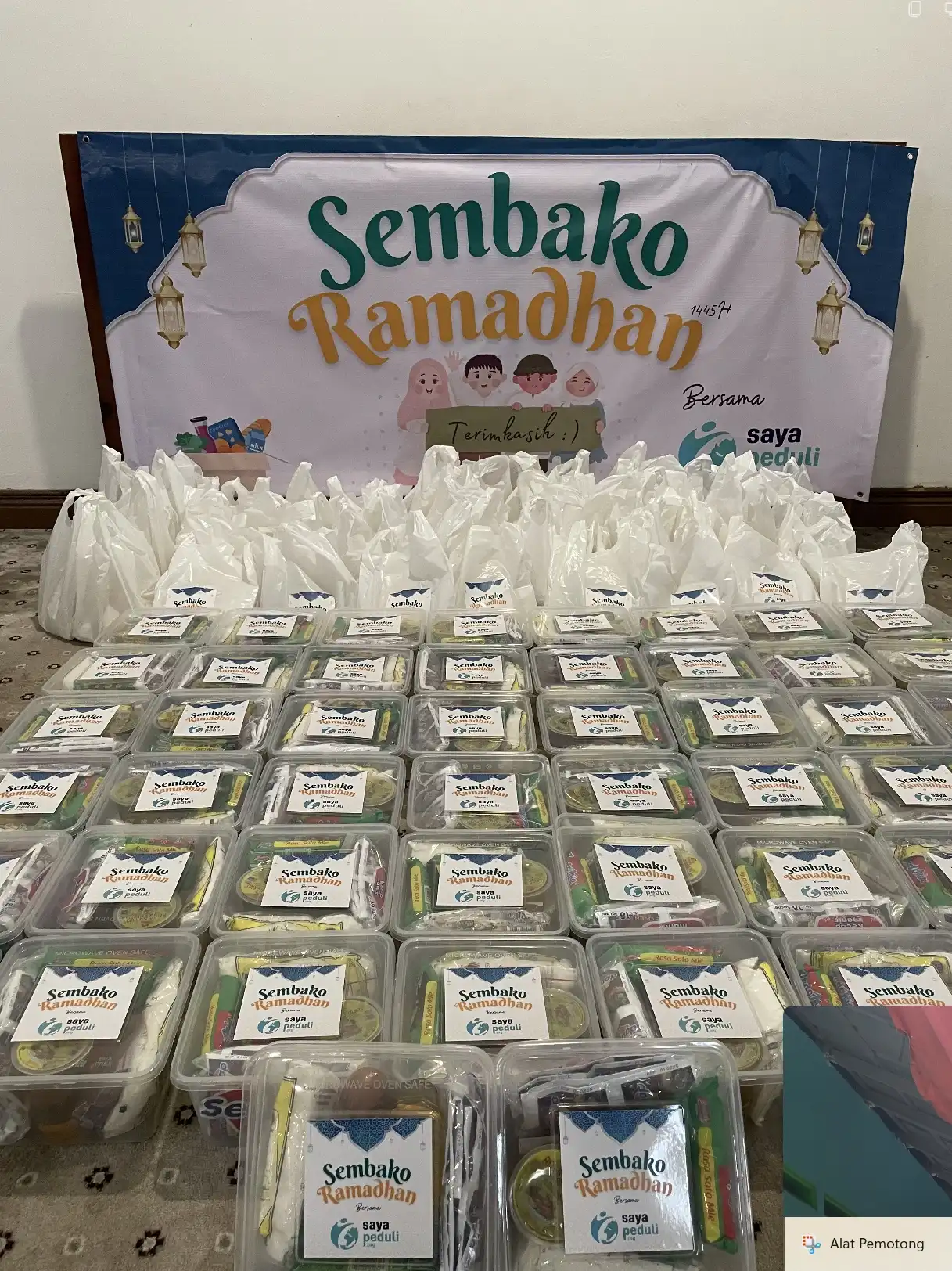 Foto 24 dari album Berbagi Sembako Ramadhan 2024