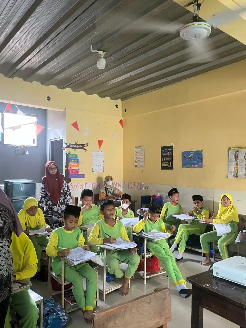 Foto 7 dari album Pendistribusian Beras ke Seluruh Pesantren di DKI Jakarta Tahun 2024