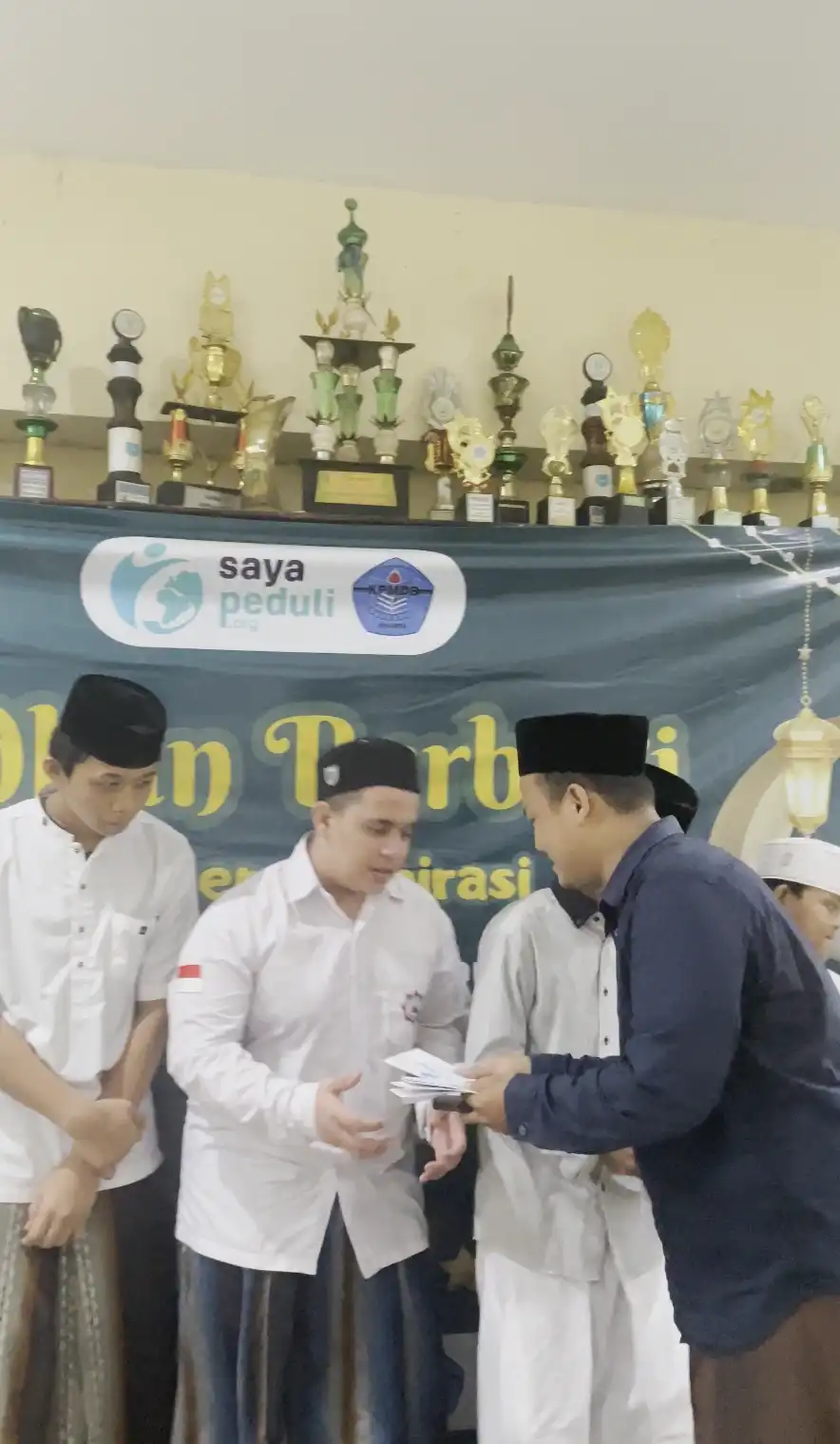 Foto 5 dari album Santunan Anak Yatim Ramadhan 2024
