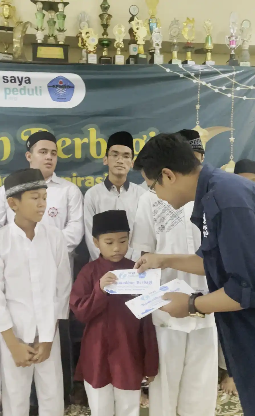 Foto 6 dari album Santunan Anak Yatim Ramadhan 2024