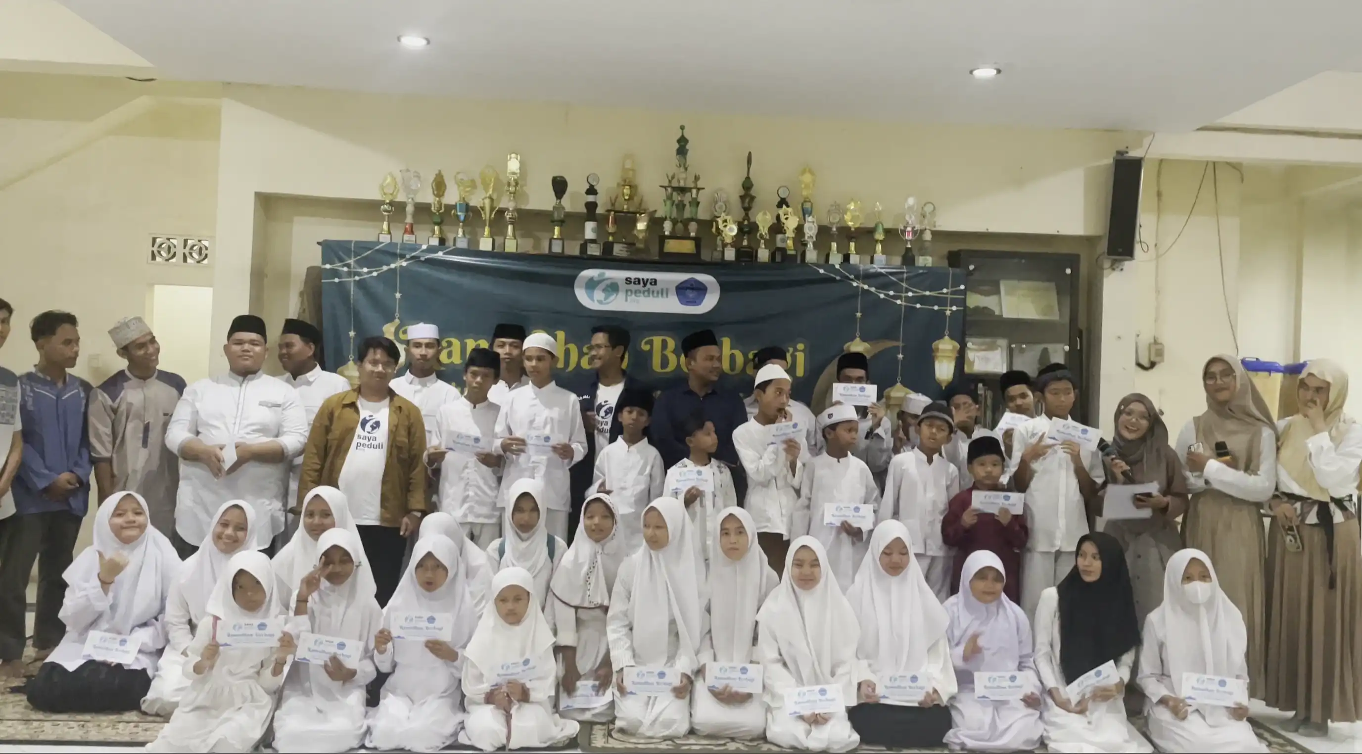 Foto 8 dari album Santunan Anak Yatim Ramadhan 2024