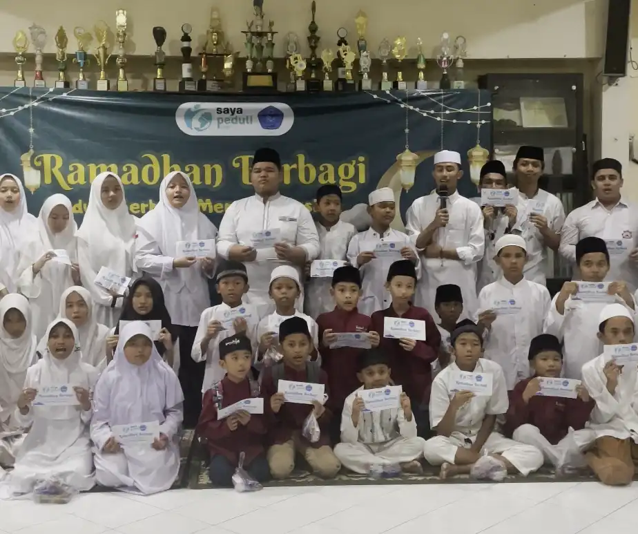 Foto 12 dari album Santunan Anak Yatim Ramadhan 2024