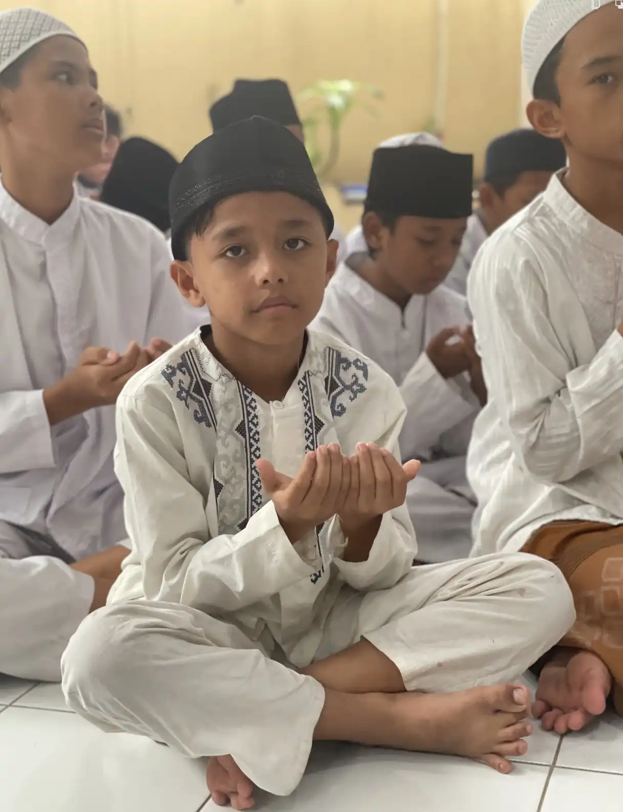 Foto 21 dari album Santunan Anak Yatim Ramadhan 2024