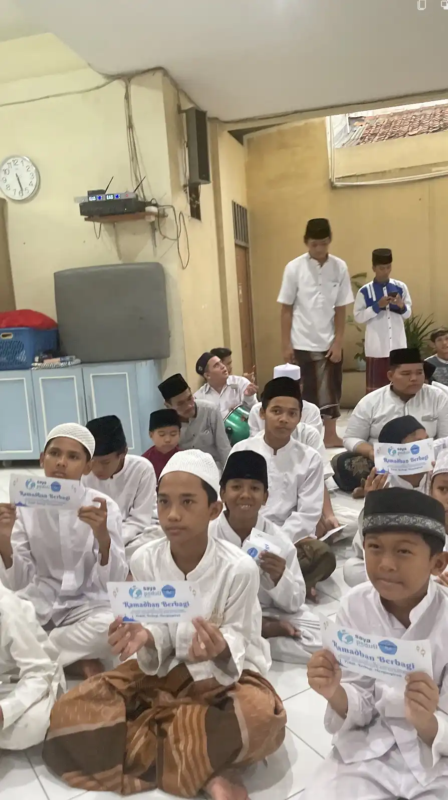 Foto 24 dari album Santunan Anak Yatim Ramadhan 2024