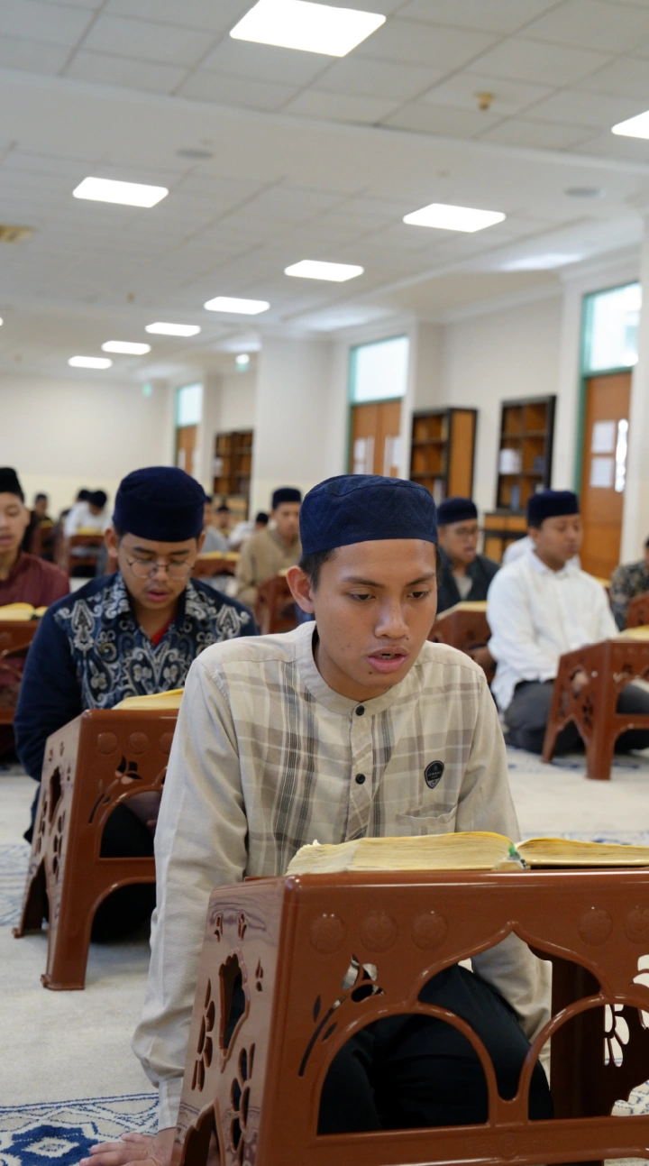 Foto 20 dari album Sedekah Mushaf Al-Qur'an 2025